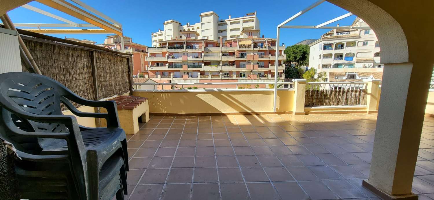 EN VENTA PISO DE DOS DORMITORIOS CON AMPLIA TERRAZA