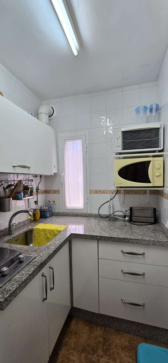 EN VENTA PISO DOS DORMITORIOS URBANIZACIÓN IRIS