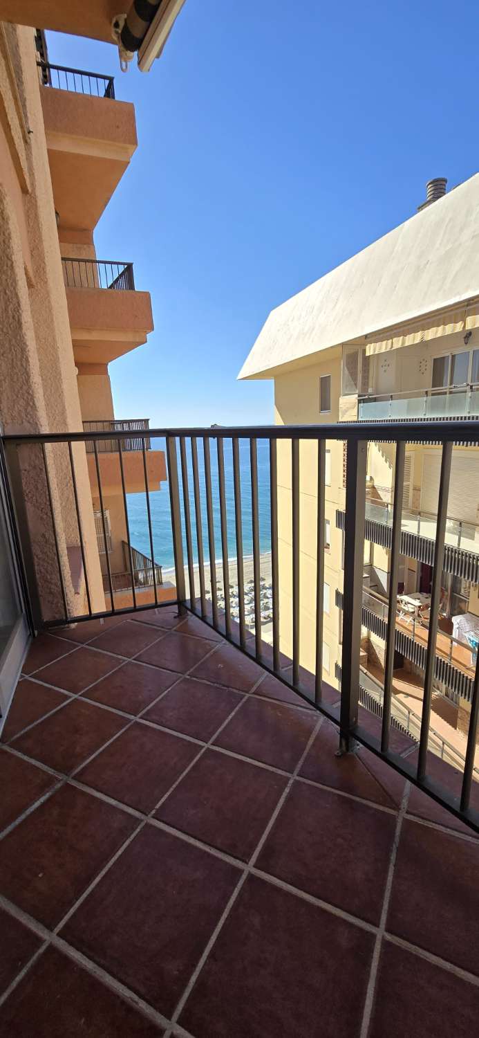 Piso de un dormitorio en primera línea de playa